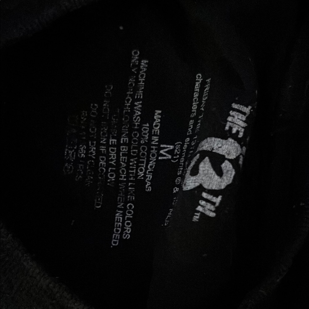 VTG Black Friday the 13th Graphic Tee - Picture 3 of 7